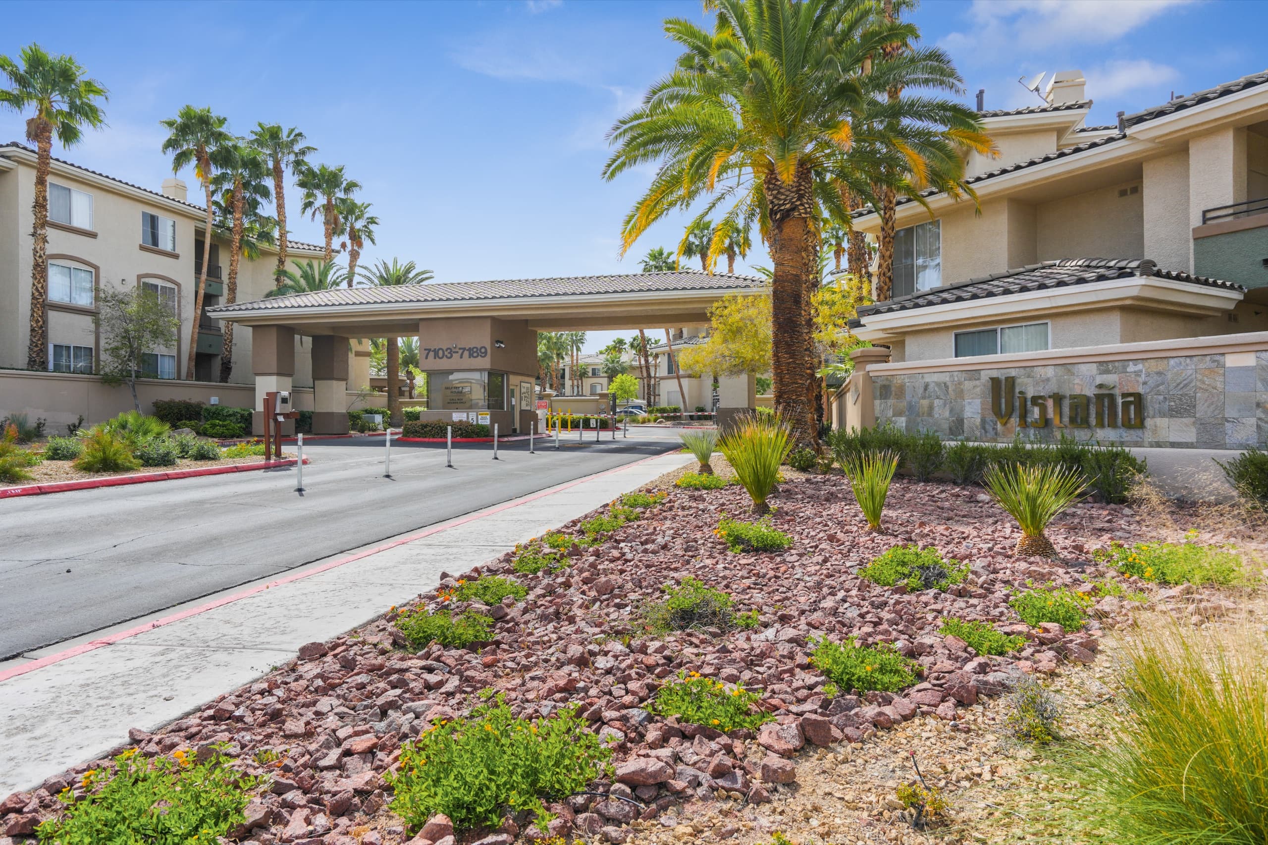 7107 S Durango Dr #305 - Image 31